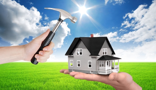 Need to fix up your home? Protect yourself before hiring a contractor.